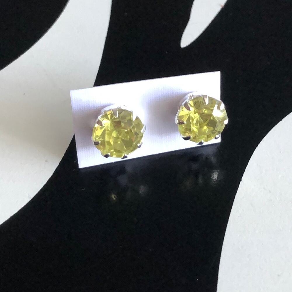 4 for $20 Light Yellow and Silver Stud Earrings